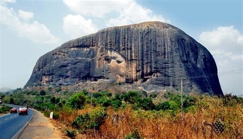  Everyday Wonders: Reflections on Life and Landscape in Nigeria  a Captivating Exploration of Everyday Beauty Captured Through an Exquisite Lens